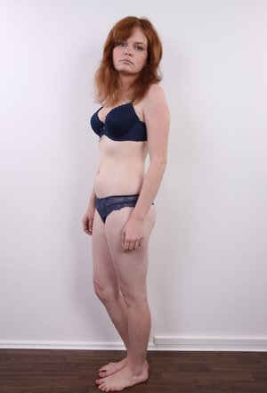 18 year old black girl Nia Nacci doffs school clothes to poses naked